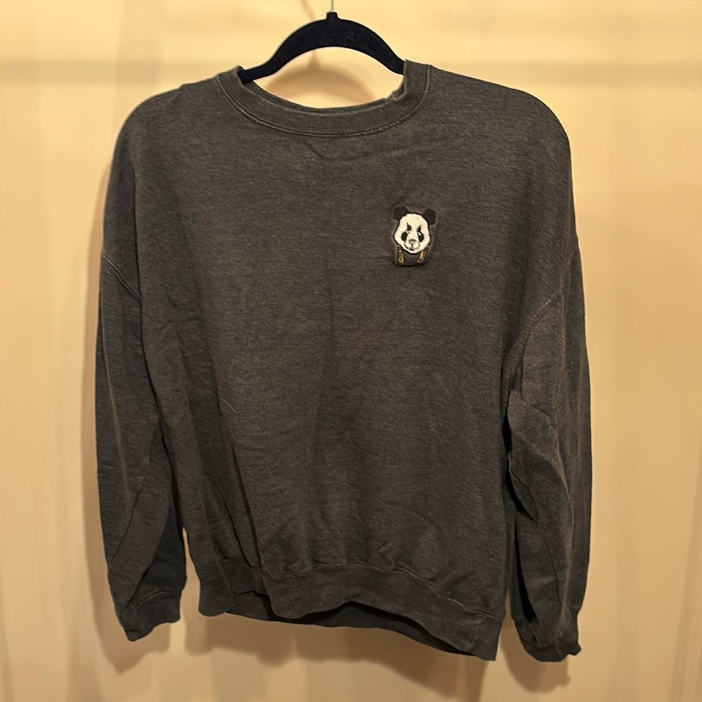 GETFAME.US panda crewneck